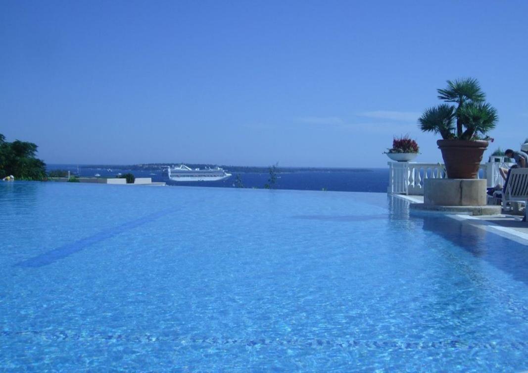 Holiday Paradise Cannes Exterior photo